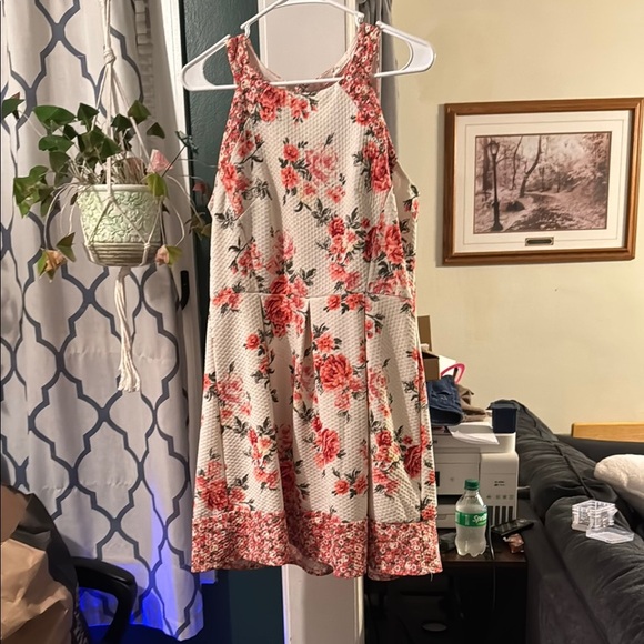 Rewind Floral Patterned Dress - Picture 1 of 3